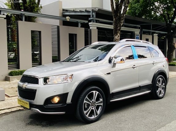 Chevrolet Captiva ltz 2.4 at 2015 - Model 2015 full option bản cao cấp nhất