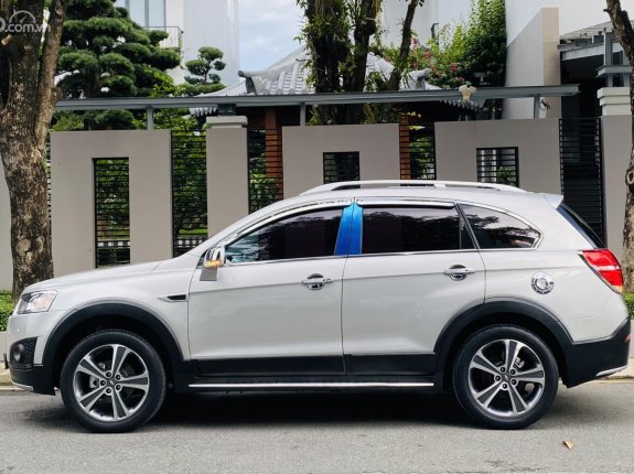 Chevrolet Captiva ltz 2.4 at 2015 - Model 2015 full option bản cao cấp nhất