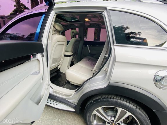 Chevrolet Captiva ltz 2.4 at 2015 - Model 2015 full option bản cao cấp nhất