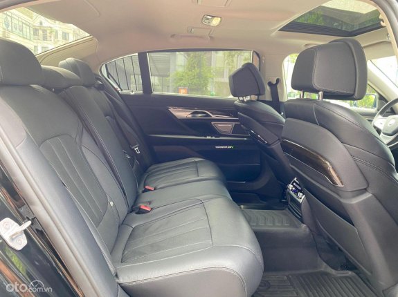 BMW 730Li 2018 - Xe màu đen, xe nhập