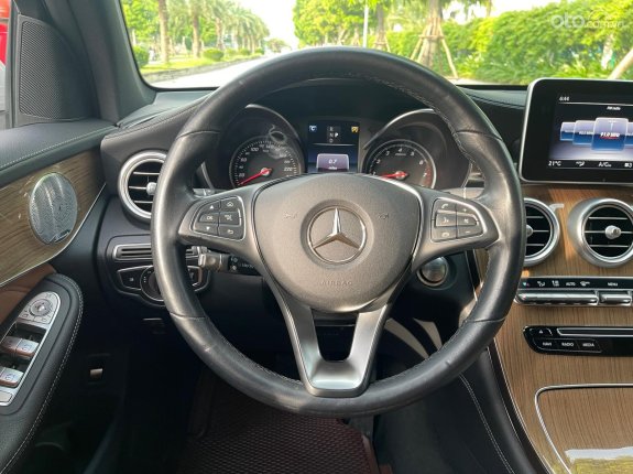 Mercedes-Benz GLC 250 4Matic 2018 - Duy nhất trả 417 triệu nhận xe đi luôn