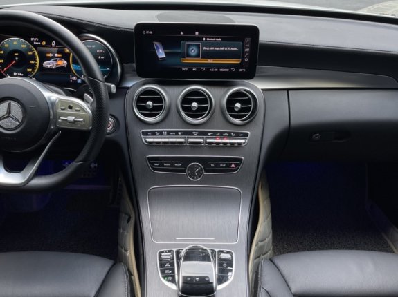 Mercedes-Benz C300 AMG 2021 - Mới 95% - Hỗ trợ trả góp tuyệt đối