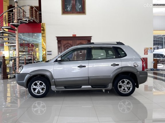 Hyundai Tucson 2009 - SUV gầm cao, nhập khẩu Hàn Quốc, trang bị full option