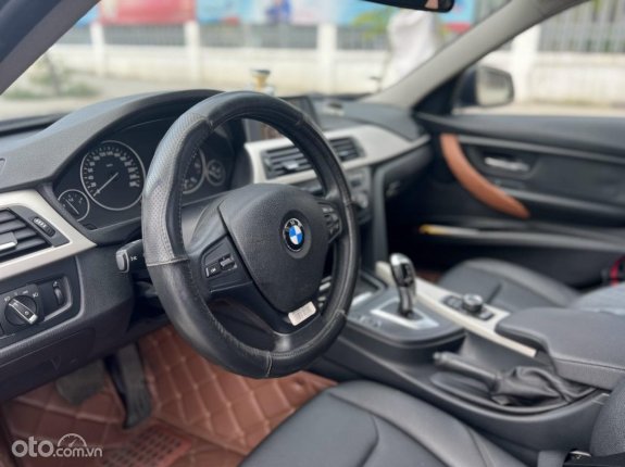 BMW 320i 2013 - Động cơ 2.0L Twin-turbo nhập Đức