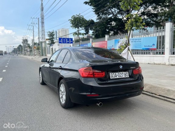 BMW 320i 2013 - Động cơ 2.0L Twin-turbo nhập Đức