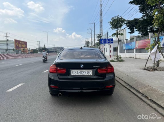 BMW 320i 2013 - Động cơ 2.0L Twin-turbo nhập Đức