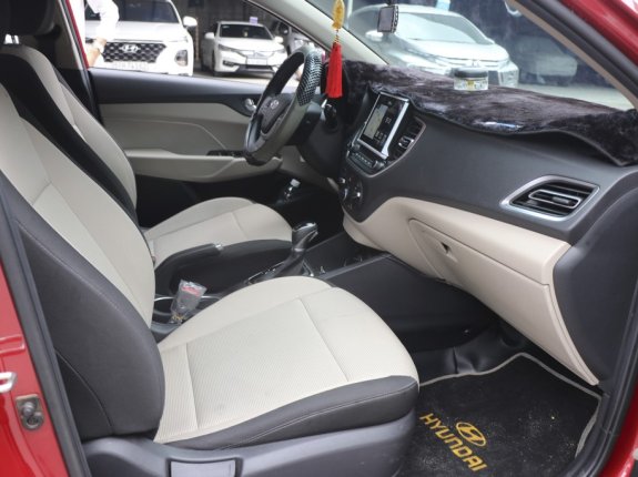 Hyundai Accent 2021 - Màu đỏ