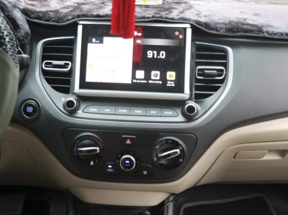 Hyundai Accent 2021 - Màu đỏ