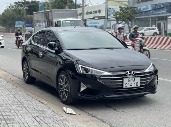 Hyundai Elantra 2021 - Xe đi chuẩn 2 vạn km