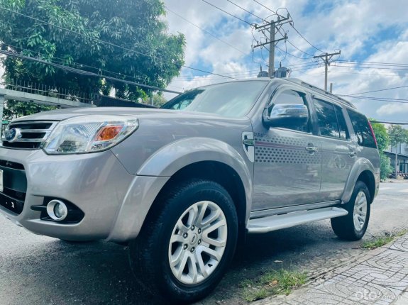 Ford Everest 2.5 AT 2015 - Chính chủ giá chỉ 605tr
