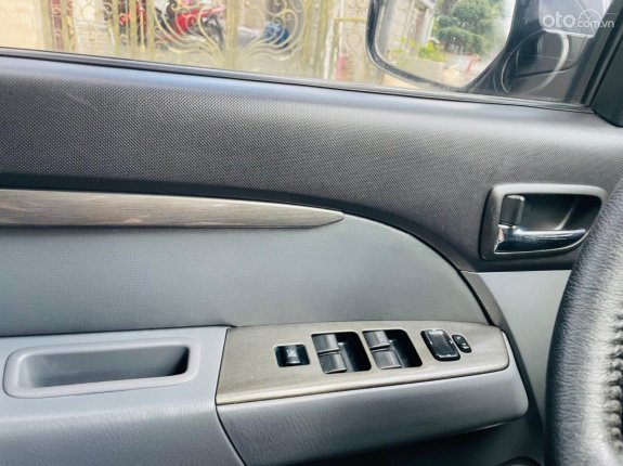 Ford Everest 2.5 AT 2015 - Chính chủ giá chỉ 605tr