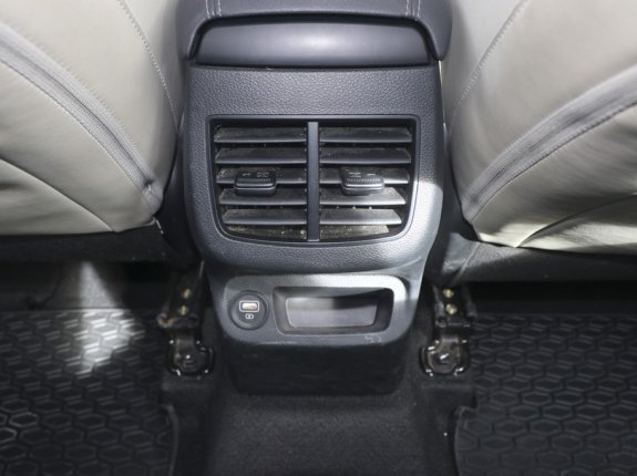 Kia Seltos 2020 - Màu đỏ, 706tr