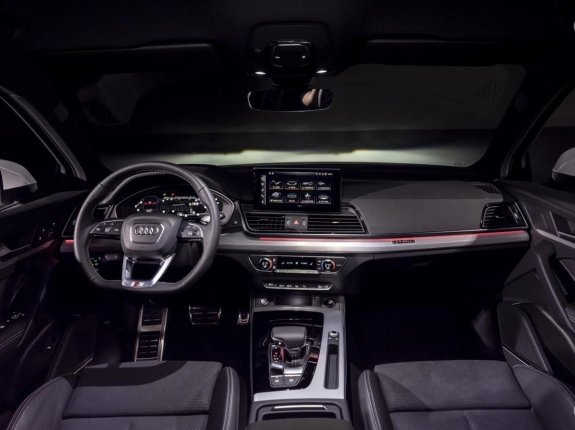 Audi Q5 45 TFSI Quattro 2022 - Sẵn xe tại showroom, ưu đãi hấp dẫn trong tháng