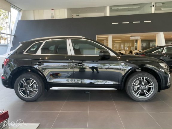 Audi Q5 45 TFSI Quattro 2022 - Sẵn xe nhiều màu giao ngay tại showroom - Hỗ trợ thủ tục trả góp nhanh chóng