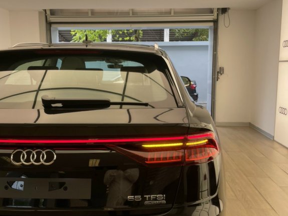 Audi Q8 55 TFSI Quattro 2022 - Ưu đãi hấp dẫn, sẵn xe nhiều màu tại showroom