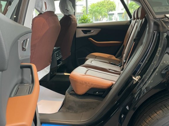 Audi Q8 55 TFSI Quattro 2022 - Ưu đãi hấp dẫn, sẵn xe nhiều màu tại showroom