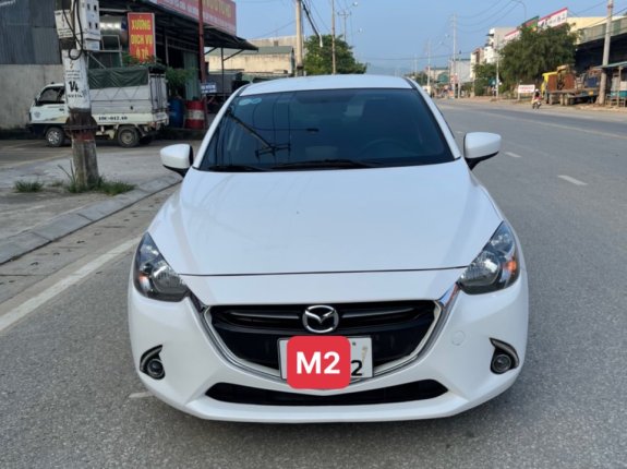 Mazda 2 Phiên bản khác 2016 - Màu trắng, đẹp như mới