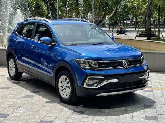 Màu xanh dương trẻ trung cá tính - Xe có giao ngay cho khách - SUV 5 chỗ nhập khẩu đô thị