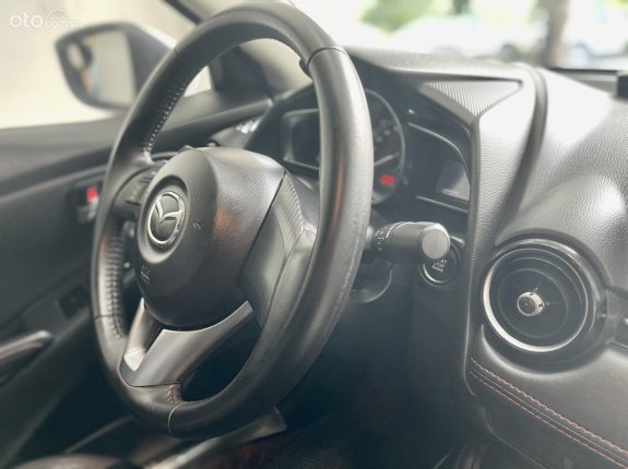 Mazda 2 2015 - Hỗ trợ trả góp 70% - full lịch sử hãng - siêu mới
