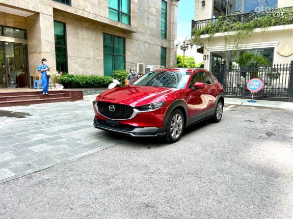 Mazda CX-30 2.0L Luxury 2021 - Đăng ký lần đầu 2021, xe gia đình giá chỉ 869tr