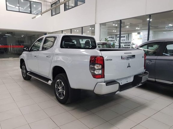 Mitsubishi Triton 4×2 AT MIVEC 2022 - [Giao ngay] - Tặng bộ phụ kiện + tiền mặt giá trị