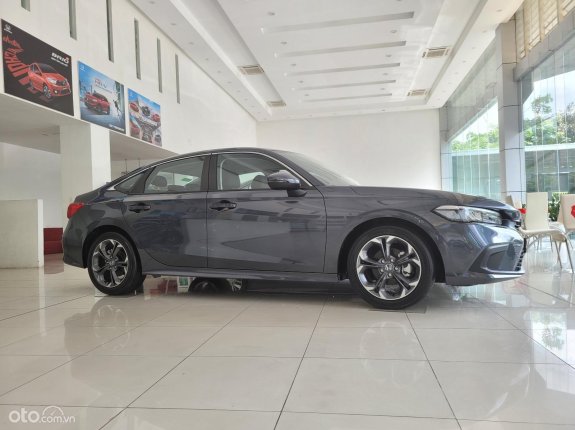 Màu xám giá tốt nhất Hà Nội. Hỗ trợ 80% giao xe ngay, kèm quà tặng phụ kiện hấp dẫn