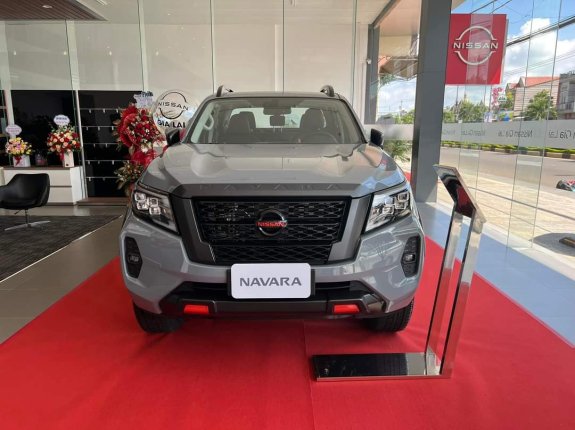 Nissan Navara PRO4X 2022 - Xe đẹp, giá tốt trong khu vực, đủ màu giao ngay