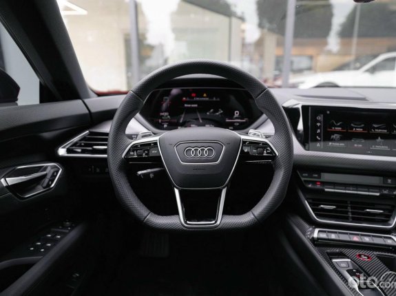 Audi E-tron GT 2022 - Mẫu xe điện hiệu suất thế giới 2022 - Đẳng cấp xe Đức