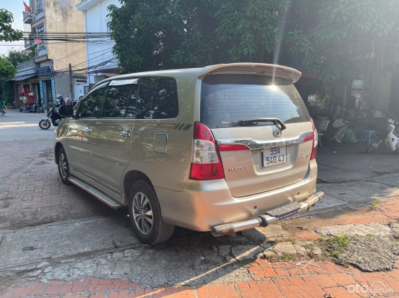 Toyota Innova 2.0G 2015 - Mới 95% giá tốt 440tr