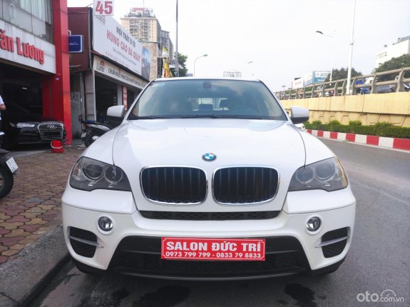 BMW X5 xDrive35i 2011 - Giá chỉ 800 triệu