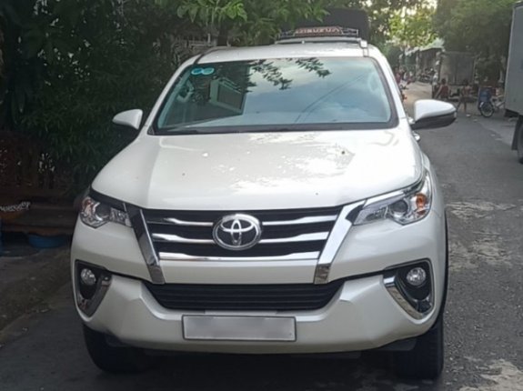 Toyota Fortuner 2.7 V 4X2 AT 2019 - Máy dầu số tự động nhập khẩu - chính chủ