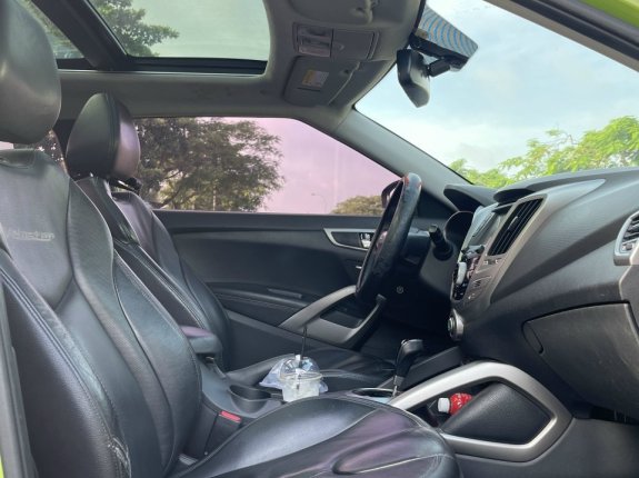 Hyundai Veloster 1.6 GDI Turbo 2011 - Nhập khẩu Hàn Quốc