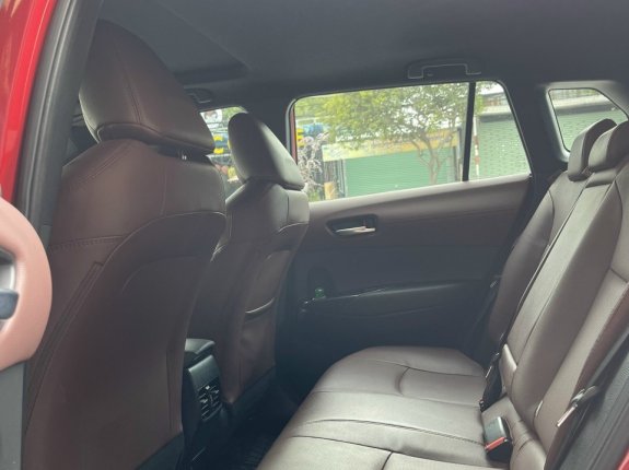 Toyota Corolla Cross 1.8 V  2021 - Nhập khẩu Thailand đi chuẩn 3 vạn kilomet xịn, nhiều option