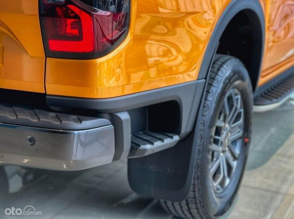 Ford Ranger Wildtrak 4x4 AT 2023 - Ưu đãi tốt nhất - Giảm 50% thuế trước bạ cùng nhiều phần quà hấp dẫn