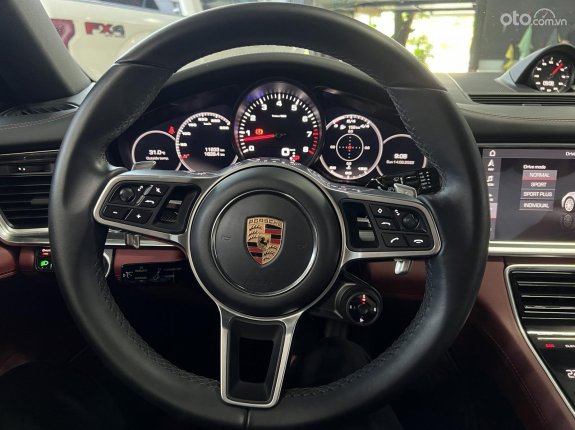 Porsche Panamera 4 Executive 2019 - Xe gia đình sử dụng, ít đi, giá tốt