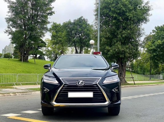 Cần bán xe màu đen
