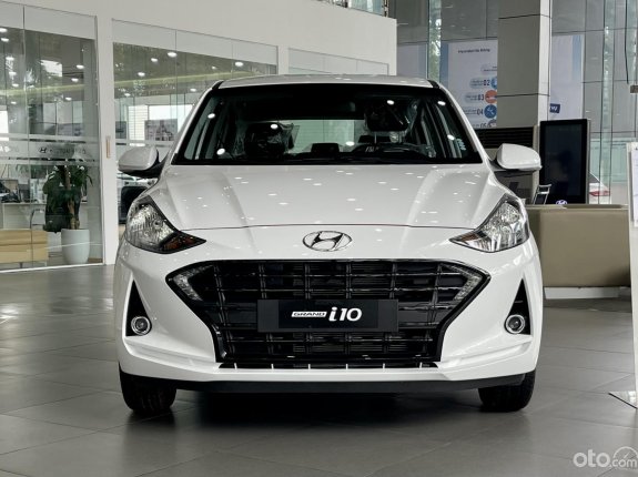 Hyundai Grand i10 Hatchback 1.2 AT 2022 - Giảm 15tr tiền mặt vào giá xe