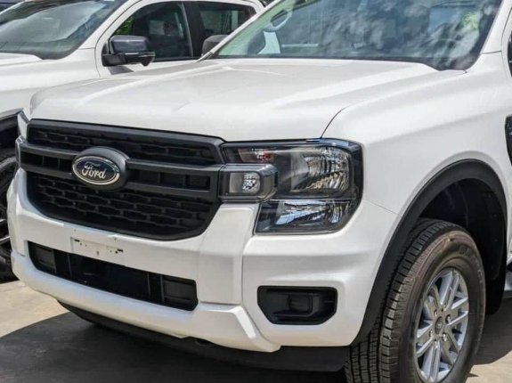 Ford Ranger 2023 - Xe sẵn giao ngay đủ màu lựa chọn - Ưu đãi 50% thuế trước bạ