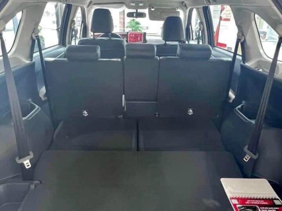 Toyota Veloz Cross 1.5 CVT 2022 - Chương trình ưu đãi đặc biệt chỉ có trong tháng 10 - Liên hệ nhận riêng