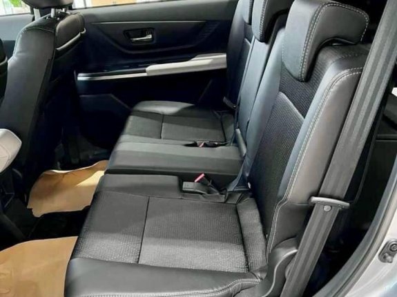 Toyota Veloz Cross 1.5 CVT 2022 - Xe mới giao ngay kèm nhiều ưu đãi đặc biệt - Lăn bánh chỉ từ 130tr, bao hồ sơ