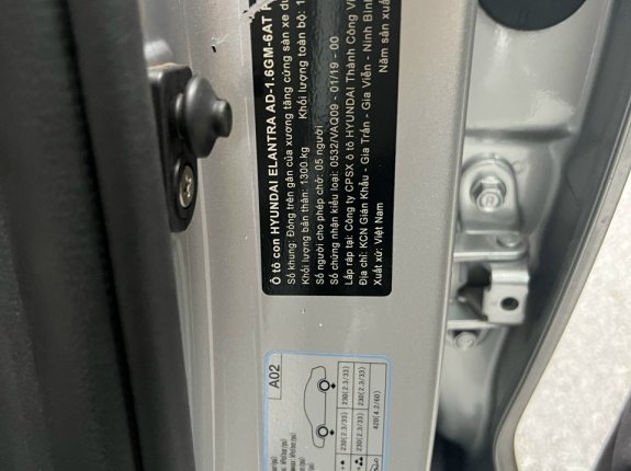 Hyundai Elantra 1.6 AT Đặc biệt 2019 - Đi chuẩn 38 ngàn kilomet