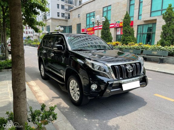 Toyota Land Cruiser Prado 2017 - Cần bán lại xe ít sử dụng giá 1 tỷ 780tr