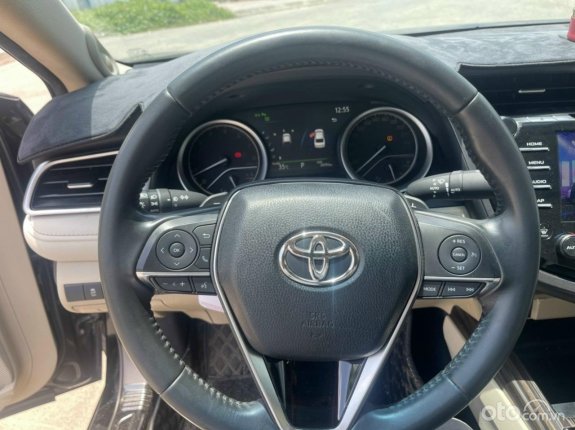 Toyota Camry 2.5Q 2020 - Bản cao cấp nhất nhập Thái Lan, đi chuẩn 2 vạn km xịn