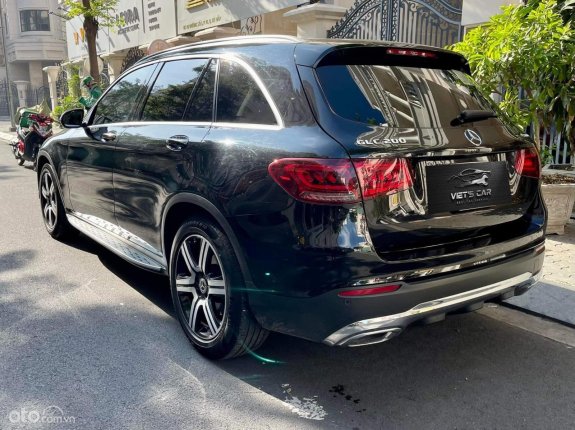 Mercedes-Benz GLC 200 4Matic 2020 - Xe còn như mới, full option, cam kết chất lượng, giá tốt chốt trong ngày