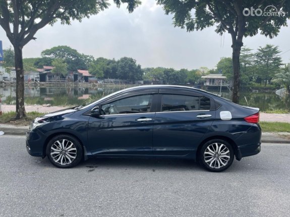 Honda City 1.5 TOP CVT 2018 - Cần bán gấp xe đăng ký lần đầu 2018, xe gia đình giá chỉ 505tr