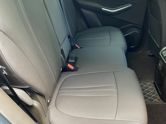 VinFast LUX SA2.0 Cao cấp 2021 - Đăng ký 2021 xe gia đình giá tốt 1 tỷ 25tr