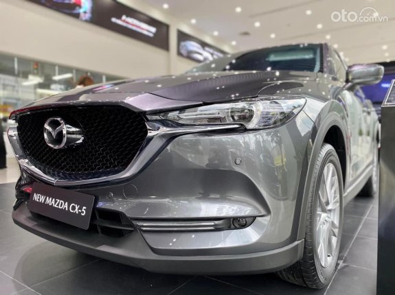 Mazda CX-5 2.0 Luxury 2022 - Sẵn xe giao ngay + quà tặng phụ kiện chính hãng, liên hệ hotline để nhận ưu đãi sâu