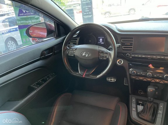 Hyundai Elantra Sport 1.6 2019 - Hộp số ly hợp kép - Hơn 200 mã lực
