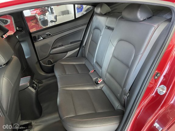 Hyundai Elantra Sport 1.6 2019 - Hộp số ly hợp kép - Hơn 200 mã lực