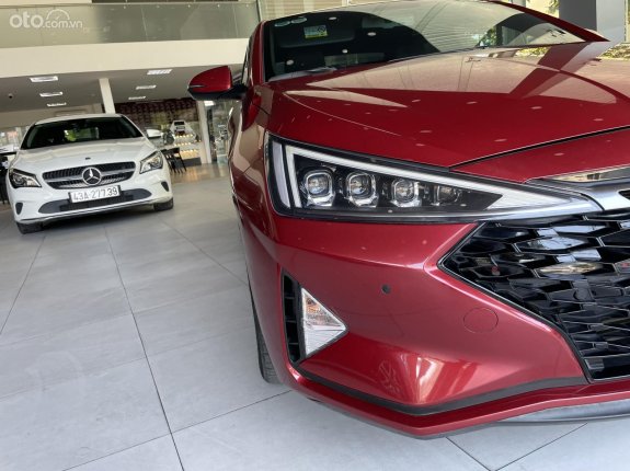 Hyundai Elantra Sport 1.6 2019 - Hộp số ly hợp kép - Hơn 200 mã lực